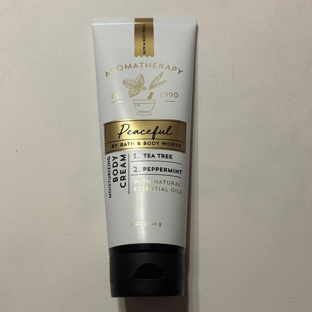 Bath & Body Works Aromatherapy Peaceful Body Cream - Gold and Black